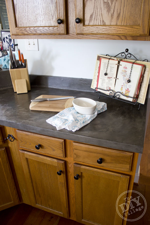 Kitchen Countertop Makeover - The DIY Village